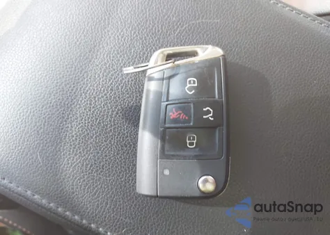 2019 Volkswagen Tiguan 2.0T Se/2.0T Sel/2.0T Sel R-Line/2.0T Sel R-Line Black из США, поврежденный, VIN 3VV2B7AX2KM044512